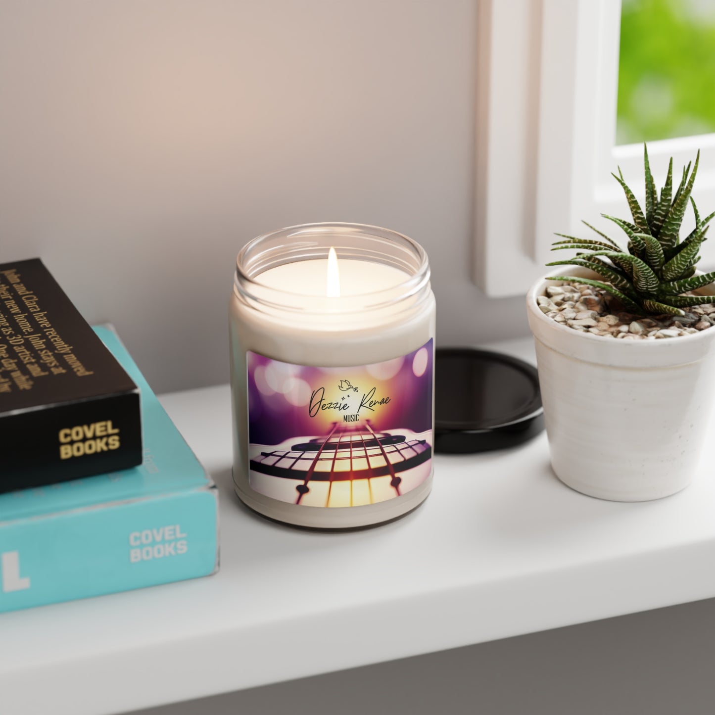 DEZZIE RENAE scented candle